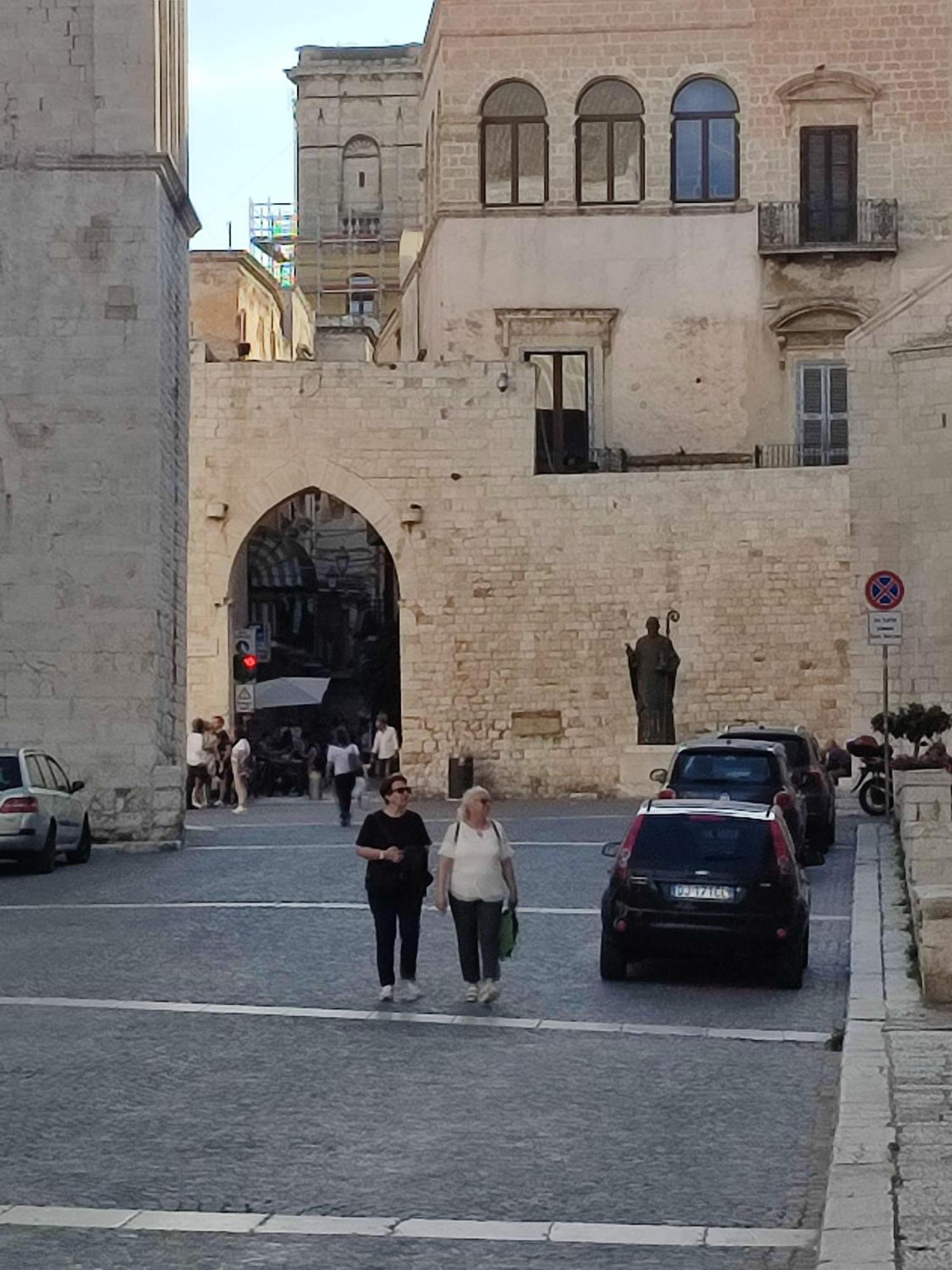 La Cas D Zii La Giulia Villa Bari Bagian luar foto